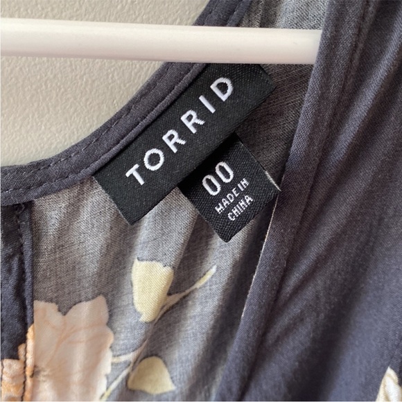 Torrid | 00X (M/L) | Slate Grey Floral Challis Babydoll Tunic Tank - Picture 7 of 8